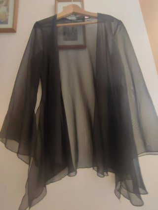 Capa de Gasa Negra