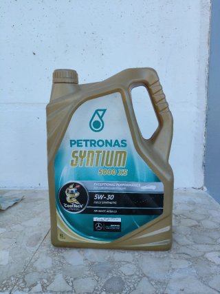 Aceite Petronas Syntium 5000 XS 5W-30 5L