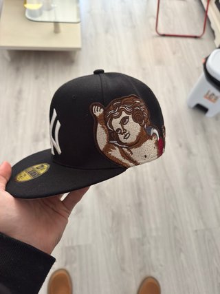 Gorra New Era Negra con Bordado