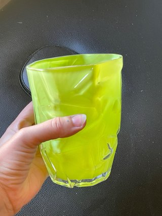 Jarrón de cristal verde