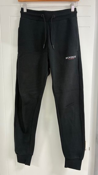 Pantalones deportivos McKenzie negros