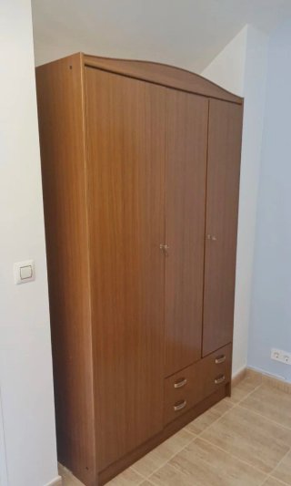 Armario de 3 puertas