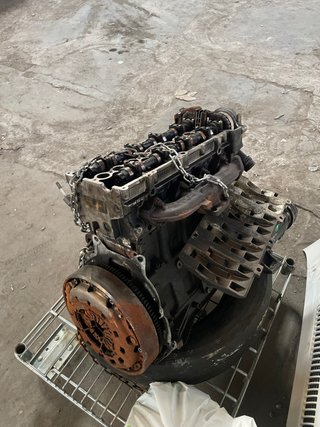 Despiece motor bmw m47d20 Turbo inyectores bomba