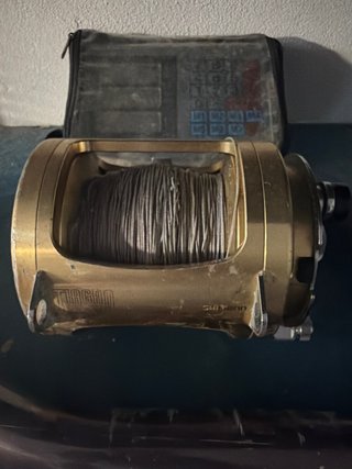 Carrete de Pesca Shimano Tiagra 80 libras .