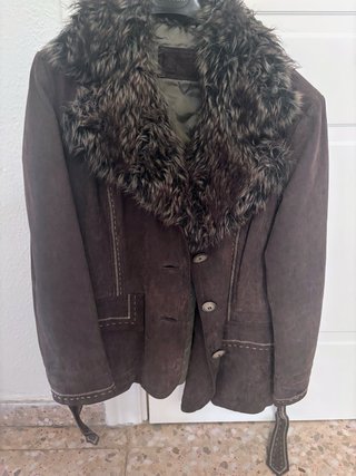 Abrigo de Piel Marrón Talla 52