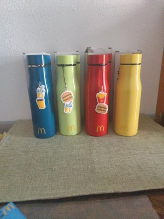 Botellas de Agua McDonald's