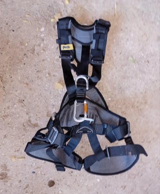 Arnés de seguridad Petzl