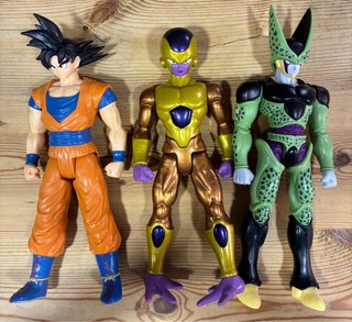 Lote de 3 figuras Dragon Ball