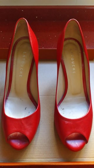 Zapatos de tacón Latouche rojos