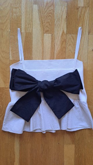Top Zara con lazo y volante