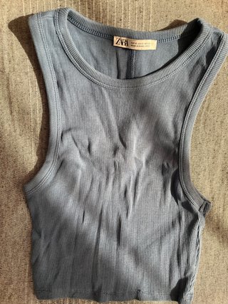 Top de tirantes azul Zara