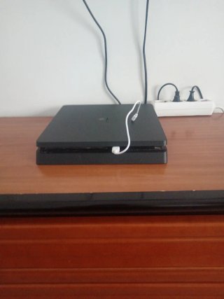 PS4 (PlayStation 4) Negra