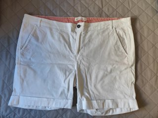 Pantalón corto blanco mujer.