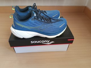 Zapatillas Saucony Hurricane 25 Talla 44.5