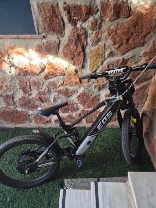 Bicicleta Eléctrica EOS