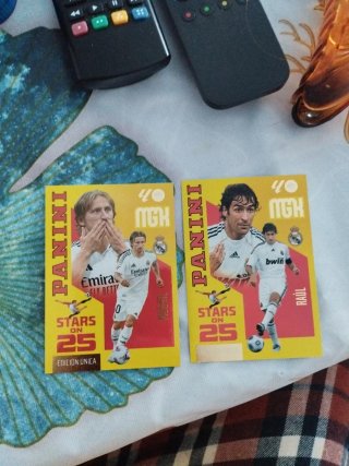 2 Cromos Panini Leyendas Real Madrid