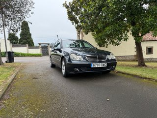 Mercedes-Benz Clase C 2004