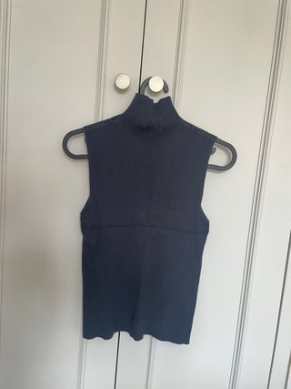 Top Zara azul