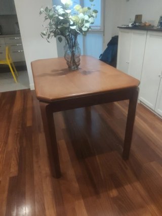 Mesa de Comedor Extensible de Madera