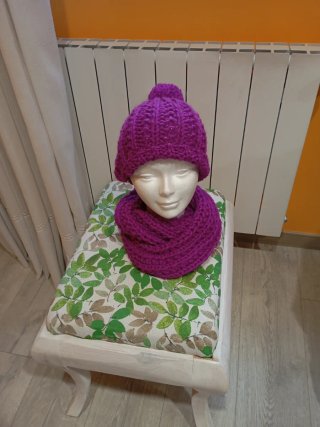 Conjunto de Gorro y Bufanda Artesanal