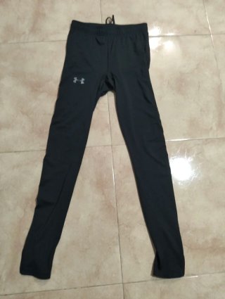 Malla Under Armour Negra