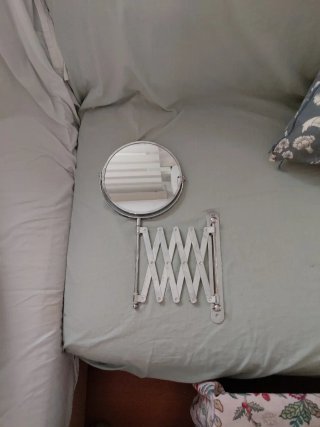 Espejo de Aumento Extensible de Pared