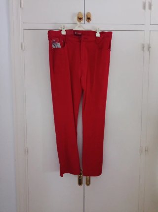 Pantalón Pitillo Rojo