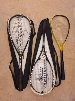3 Raquetas de Squash Dunlop con Fundas