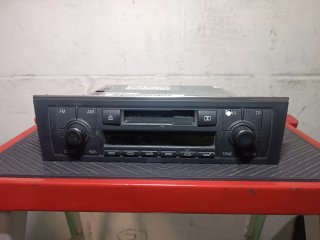 Radio 1 DIN Audi A4 B6 B7