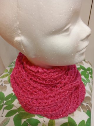 Bufanda de Lana Artesanal Rosa con Brillo