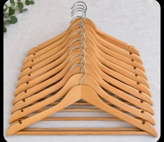 Set de 13 Perchas de Madera