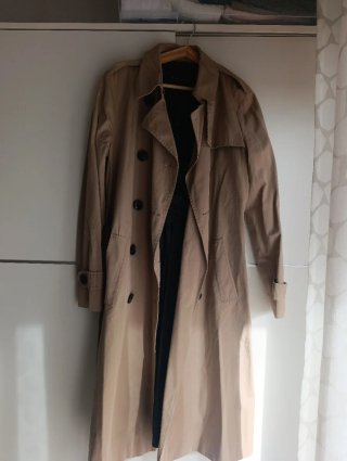 Gabardina Beige Clásica