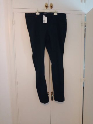Pantalón Negro H&M