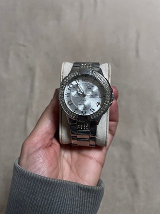 Reloj Guess Plateado