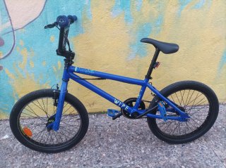 Bicicleta BMX B'Twin Wipe 320 20 pulgadas