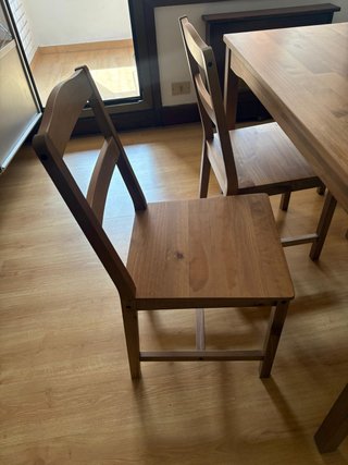 Set de 4 sillas de madera