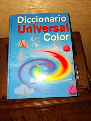 DICCIONARIO UNIVERSAL COLOR (En papel)