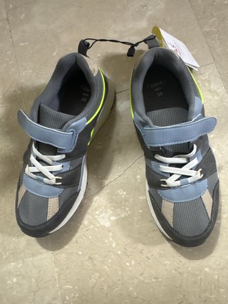 Zapatillas Sfera Talla 35