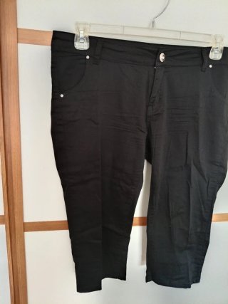 Pantalón pirata elástico negro