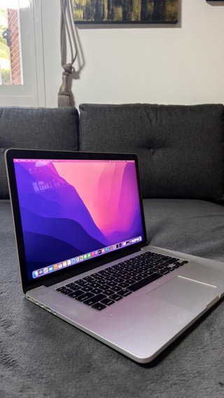 MacBook Pro 15” Retina i7 16GB RAM SSD 256GB