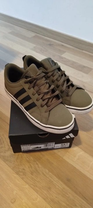 Bambas adidas Verde Oliva Talla 40