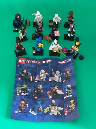 Set 12 Minifiguras LEGO Marvel 2ª Edición