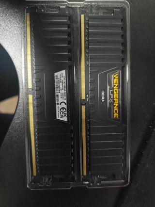 Memoria RAM Corsair Vengeance LPX DDR4