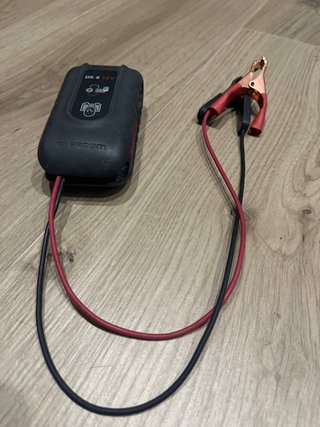 Cargador de baterías Facom DX-8 12V