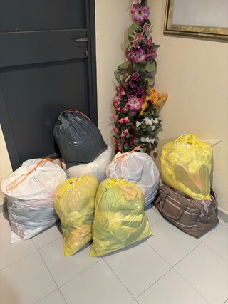 Lote de ropa variada