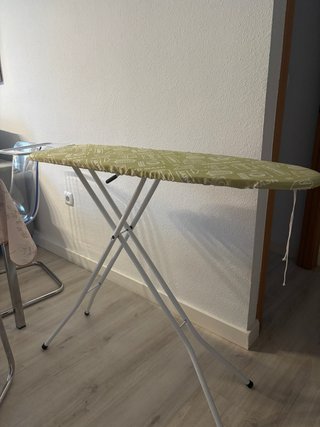 Tabla de planchar plegable