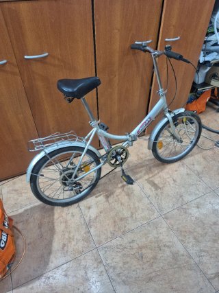 Bicicleta  urbana BY Injusa