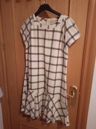 Vestido corto de cuadros Sfera
