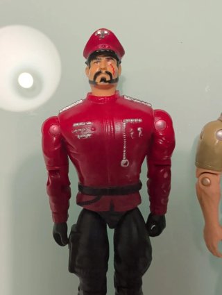 Figuras G.I. Joe Sgt. Savage y General Blitz