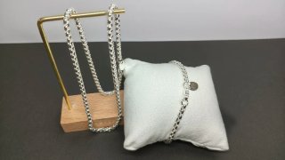 Conjunto de collar y pulsera de plata